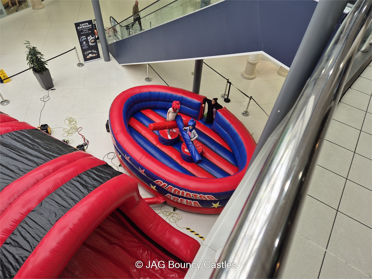 Inflatable games hire - Gladiator duel